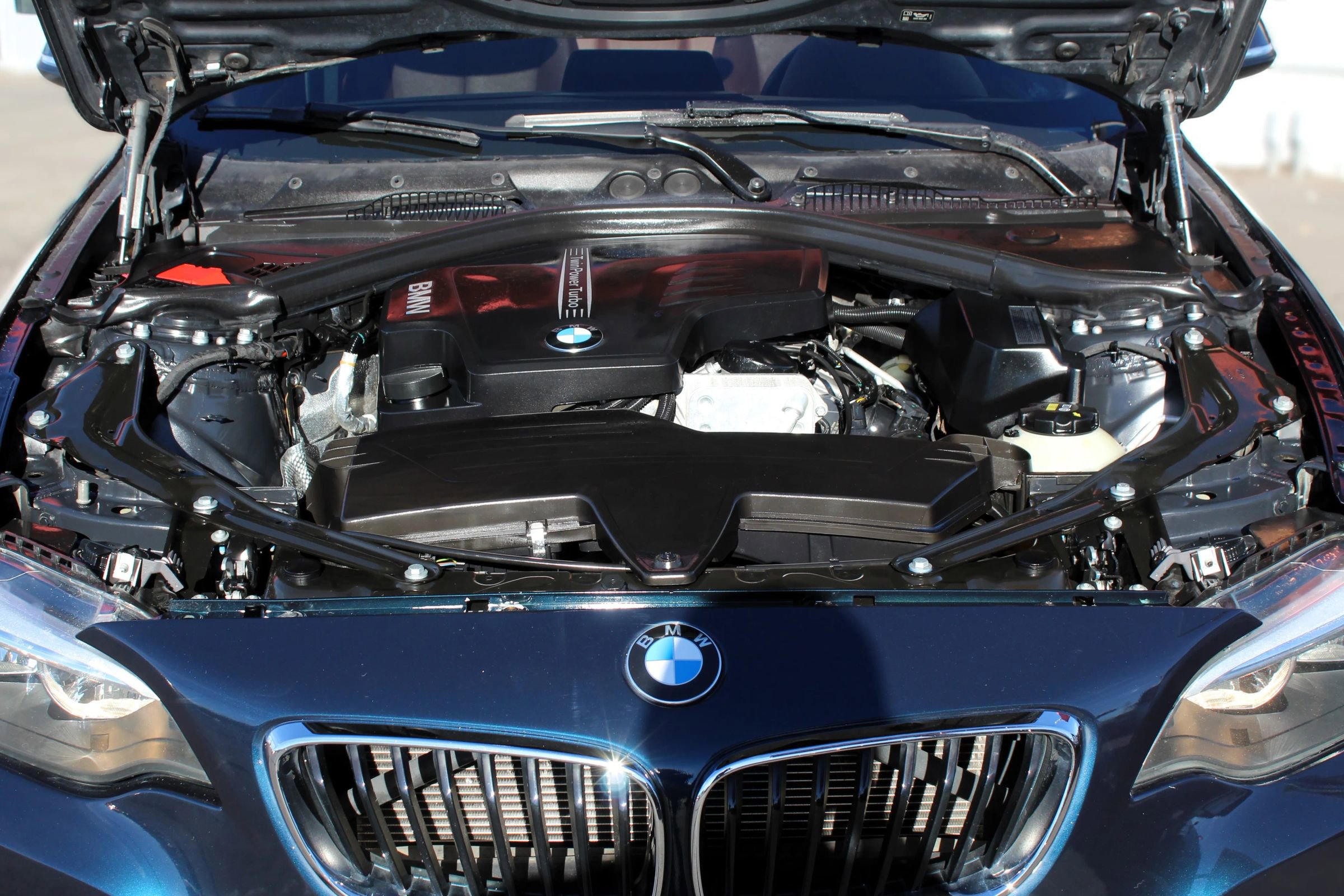 Used 2016 BMW 228i Convertible image 4