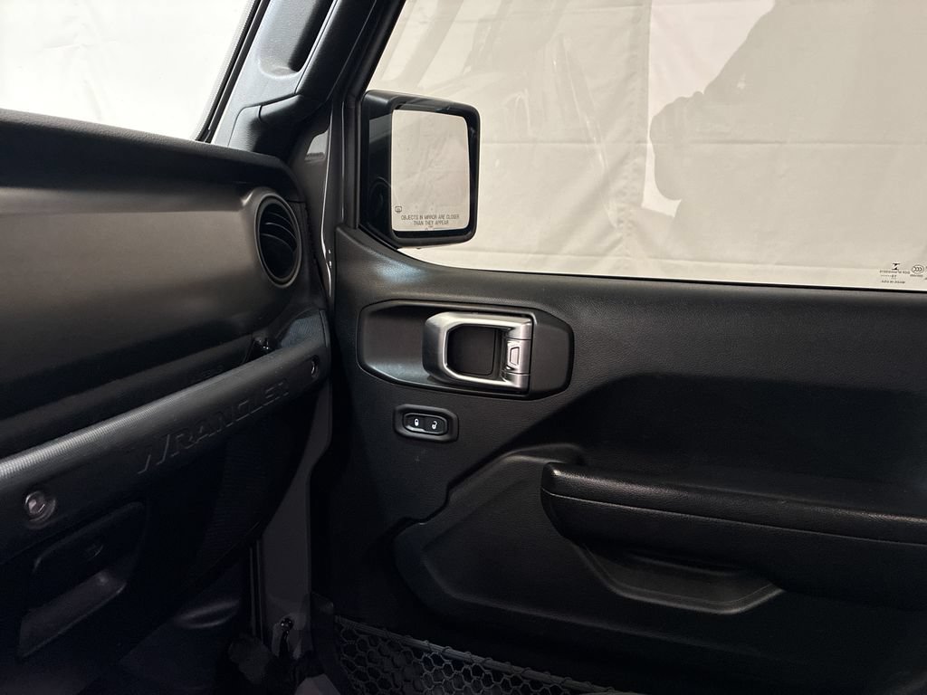 Used 2020 Jeep Wrangler Unlimited Sport S AWD/4WD image 22