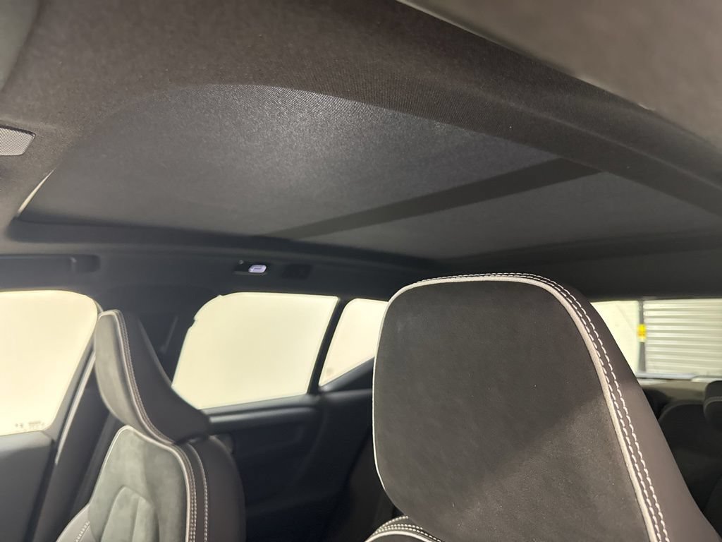 New 2026 Volvo XC40 B5 Ultra w/ Climate Package AWD/4WD image 16