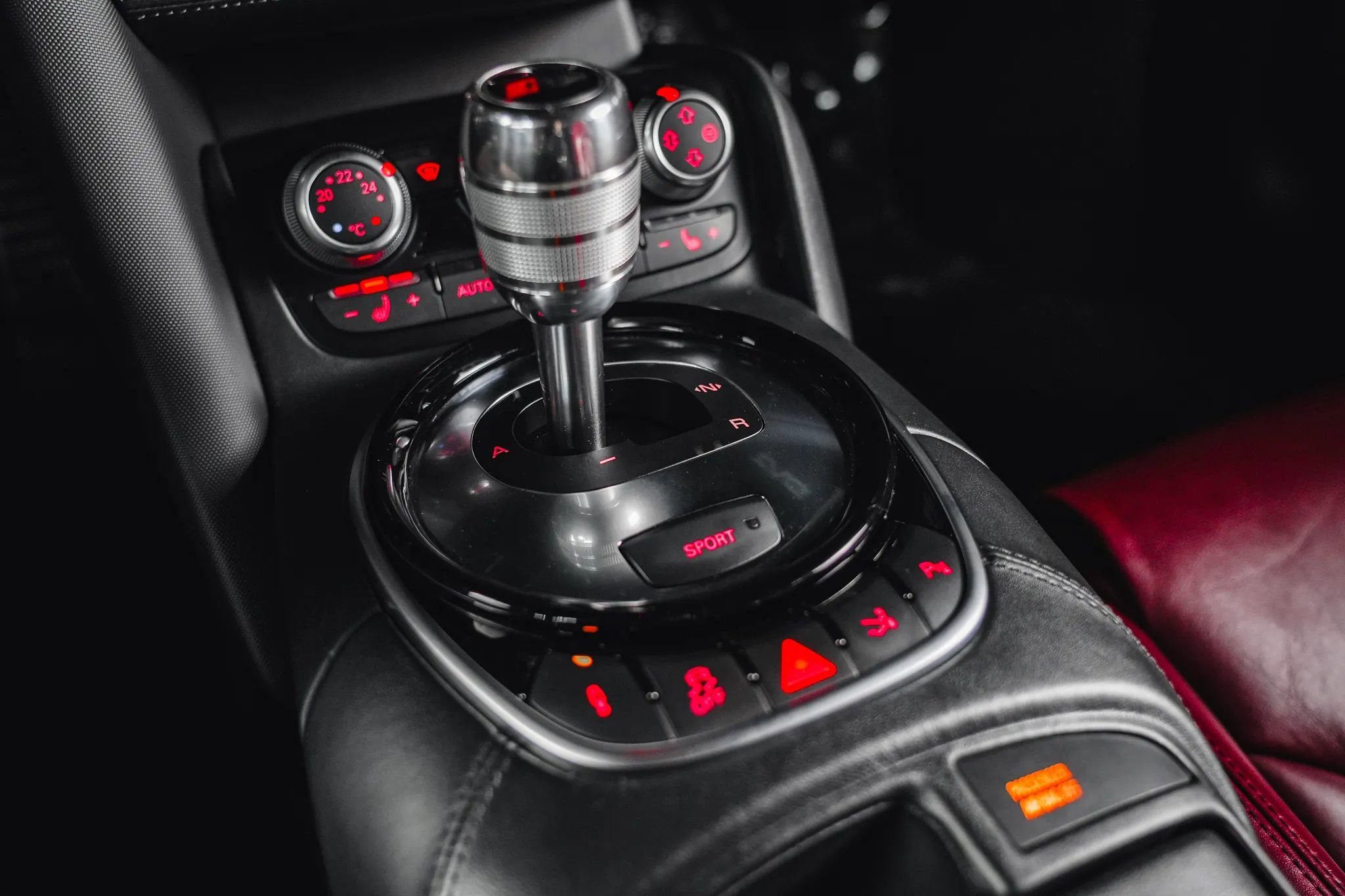 Used 2015 Audi R8 V8 image 51