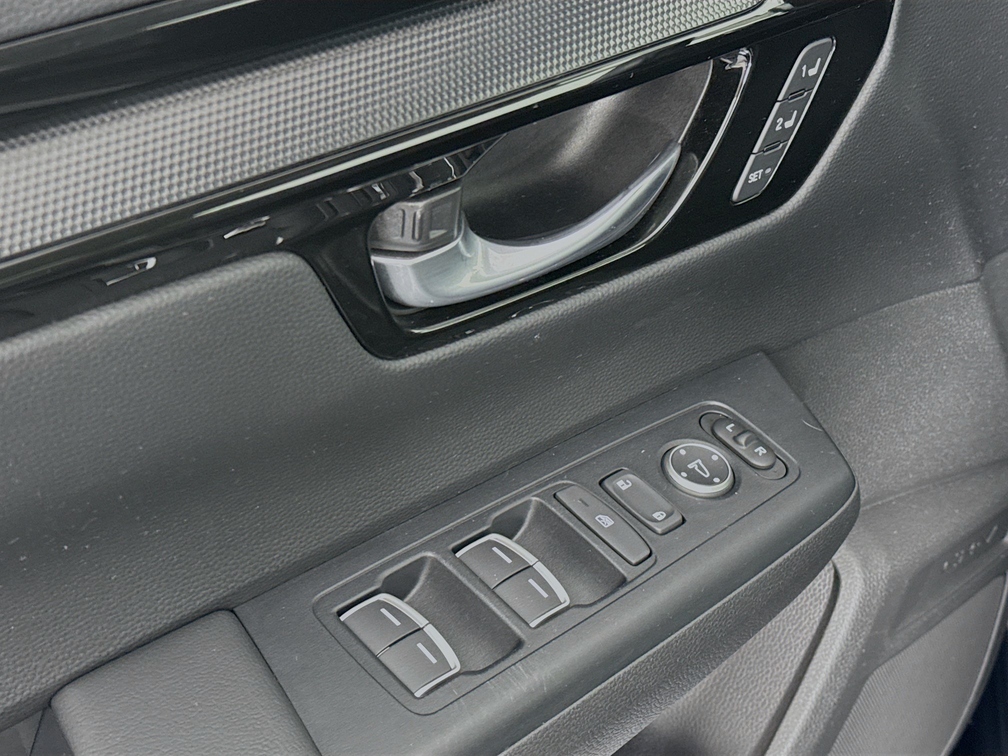Certified 2023 Honda CR-V EX-L image 17