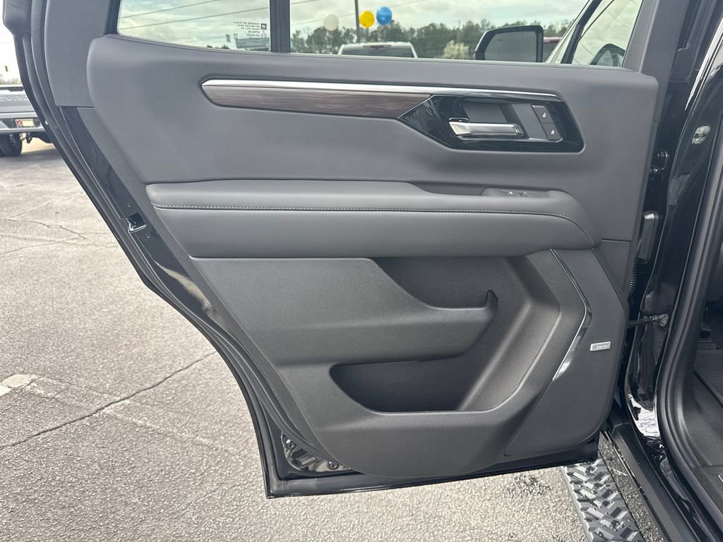 New 2026 Chevrolet Tahoe Z71 w/ Z71 Off-Road Package image 23