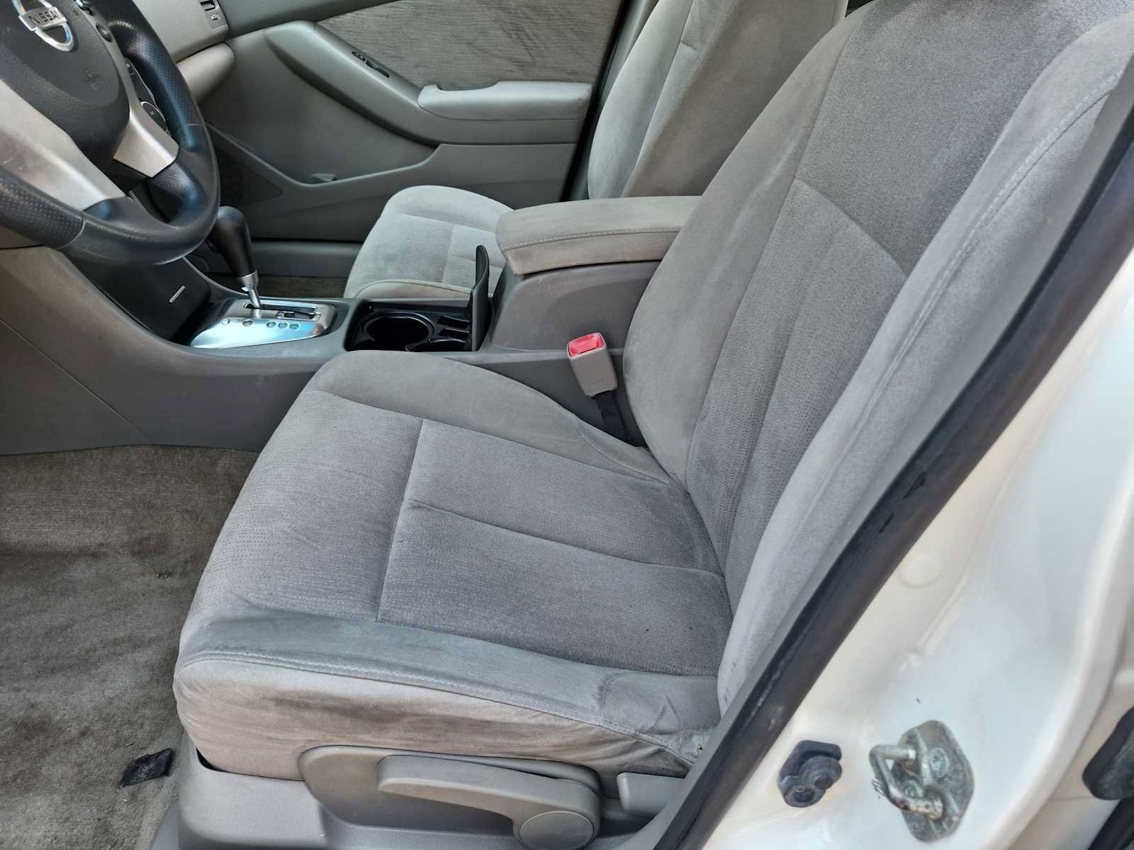 Used 2012 Nissan Altima 2.5 FWD image 16