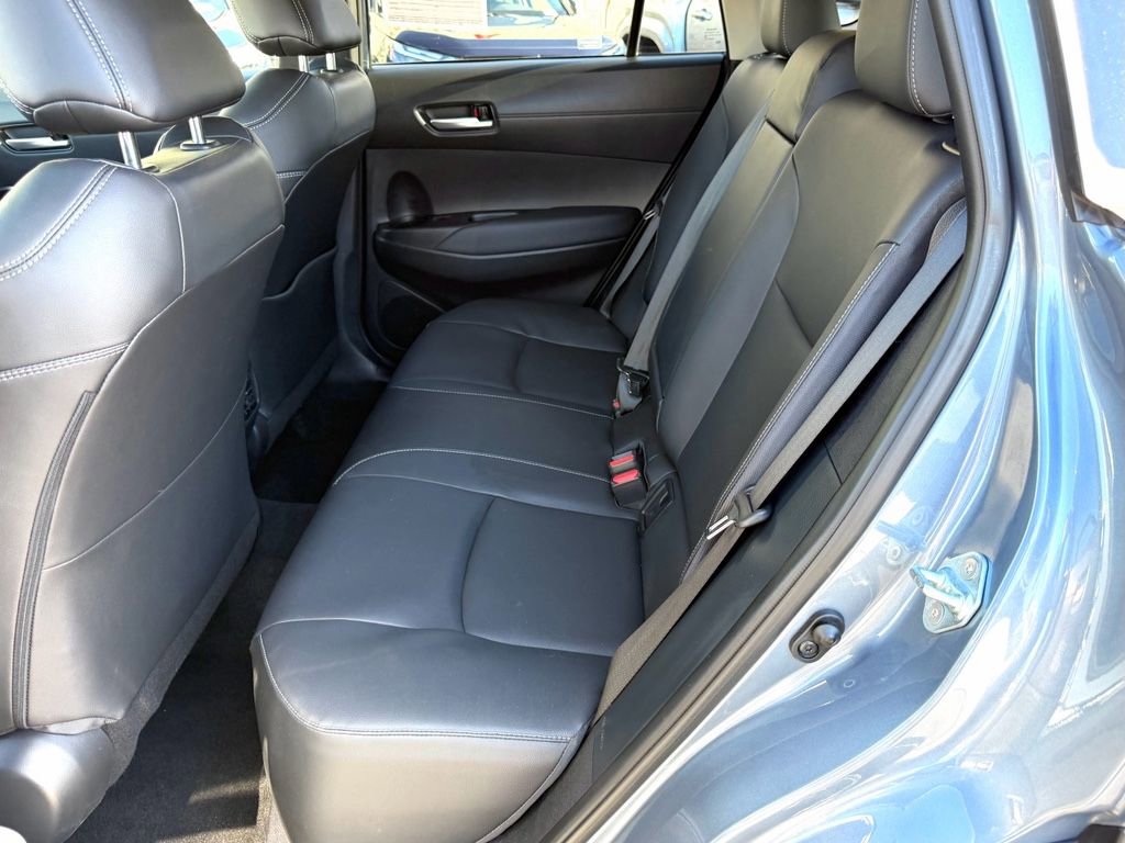 Certified 2023 Toyota Corolla Cross XLE image 30