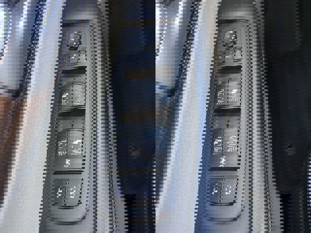 Used 2022 Chrysler Pacifica Limited image 24