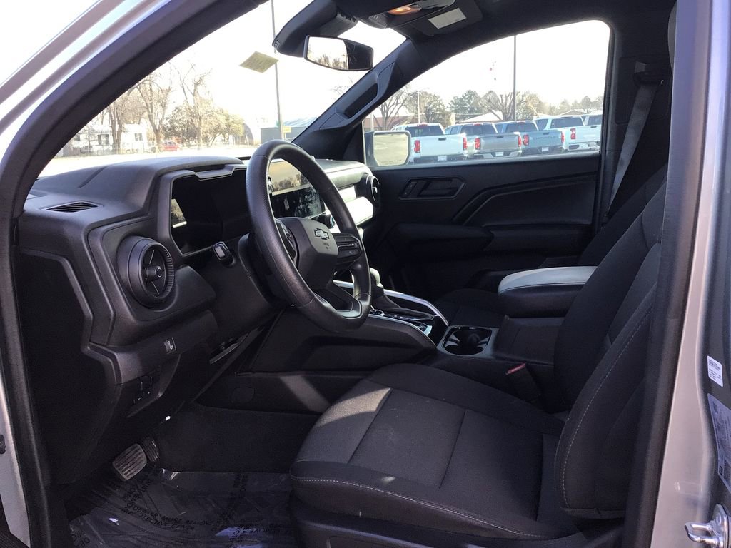 Used 2024 Chevrolet Colorado Trail Boss w/ LPO, Dark Essentials Package image 10