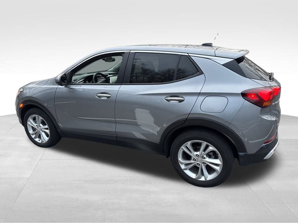 Used 2023 Buick Encore GX Preferred w/ Cold Weather Comfort Package image 3