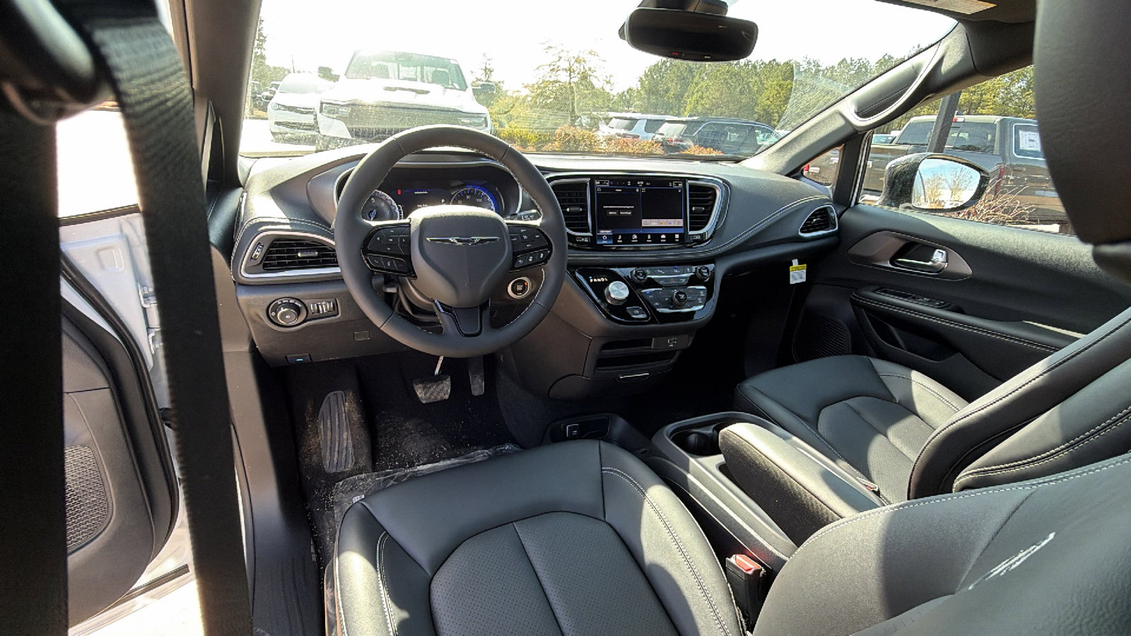 New 2026 Chrysler Pacifica Select image 20