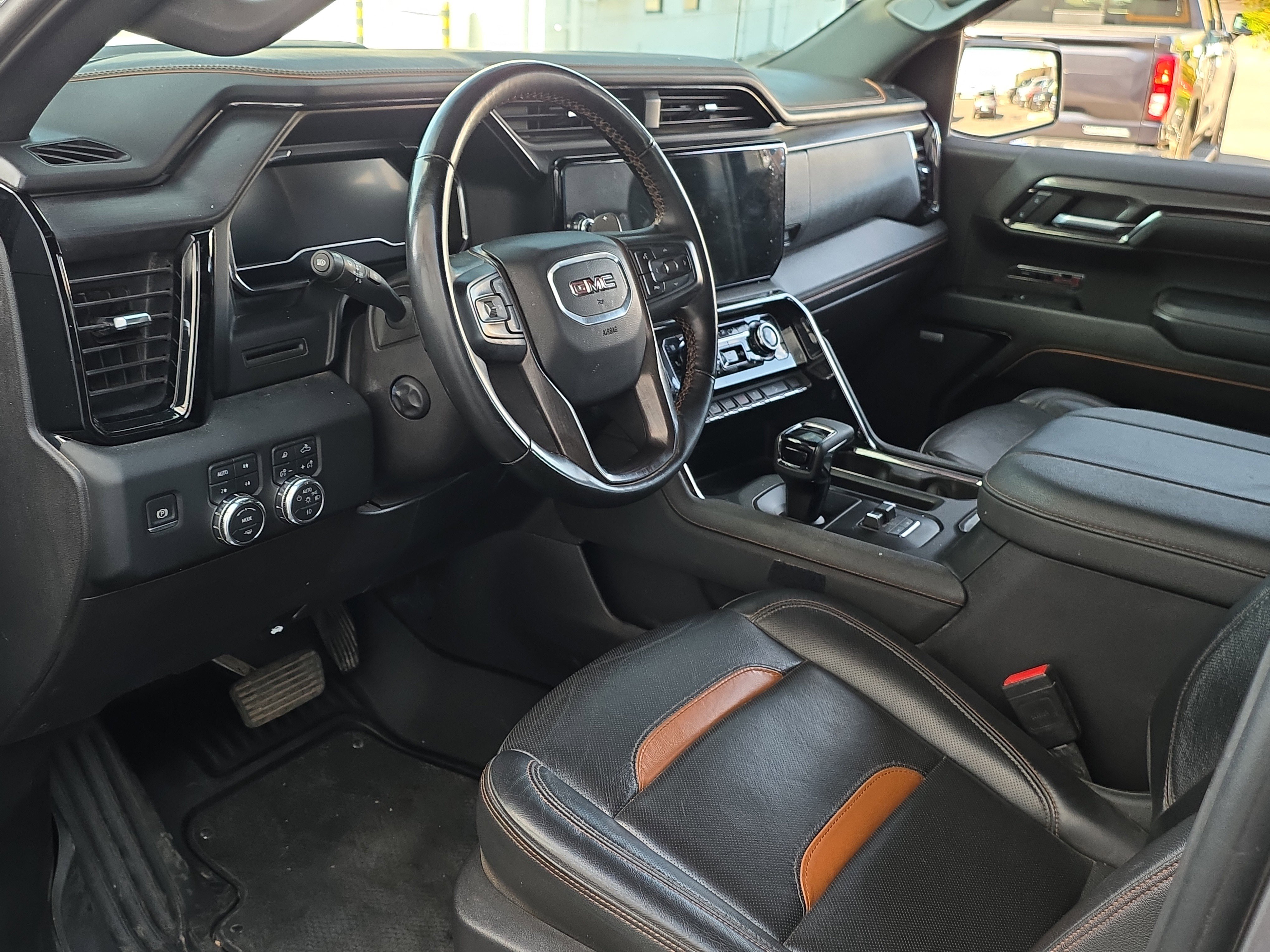 Used 2024 GMC Sierra 1500 AT4 w/ AT4 Preferred Package image 15