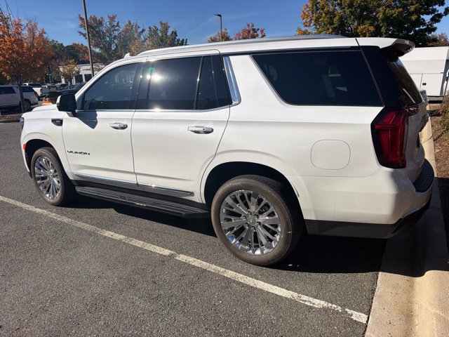 Used 2021 GMC Yukon SLT w/ SLT Luxury Plus Package AWD/4WD image 8