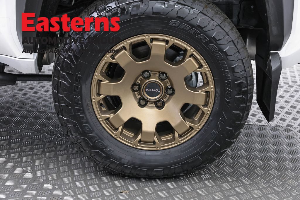 Used 2025 Toyota 4Runner Trailhunter AWD/4WD image 35