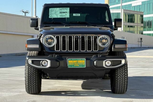 New 2027 Jeep Wrangler Unlimited Sahara AWD/4WD image 6