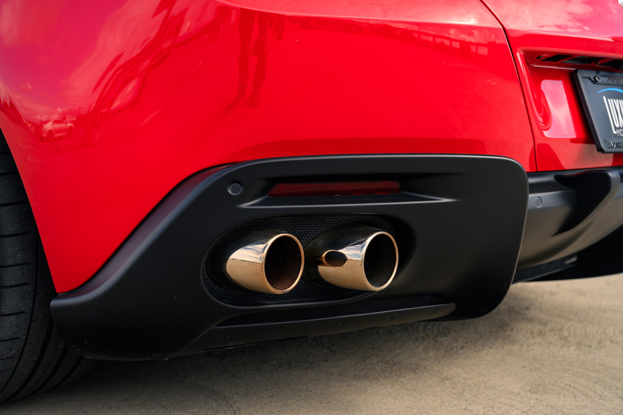 Used 2021 Ferrari Roma image 87