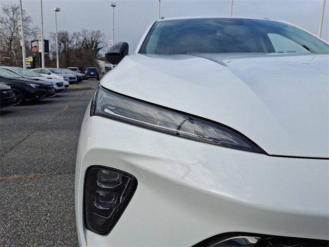 Certified 2025 Buick Envision Sport Touring image 9