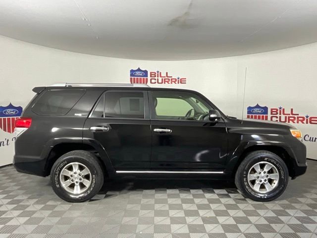Used 2013 Toyota 4Runner SR5 image 2