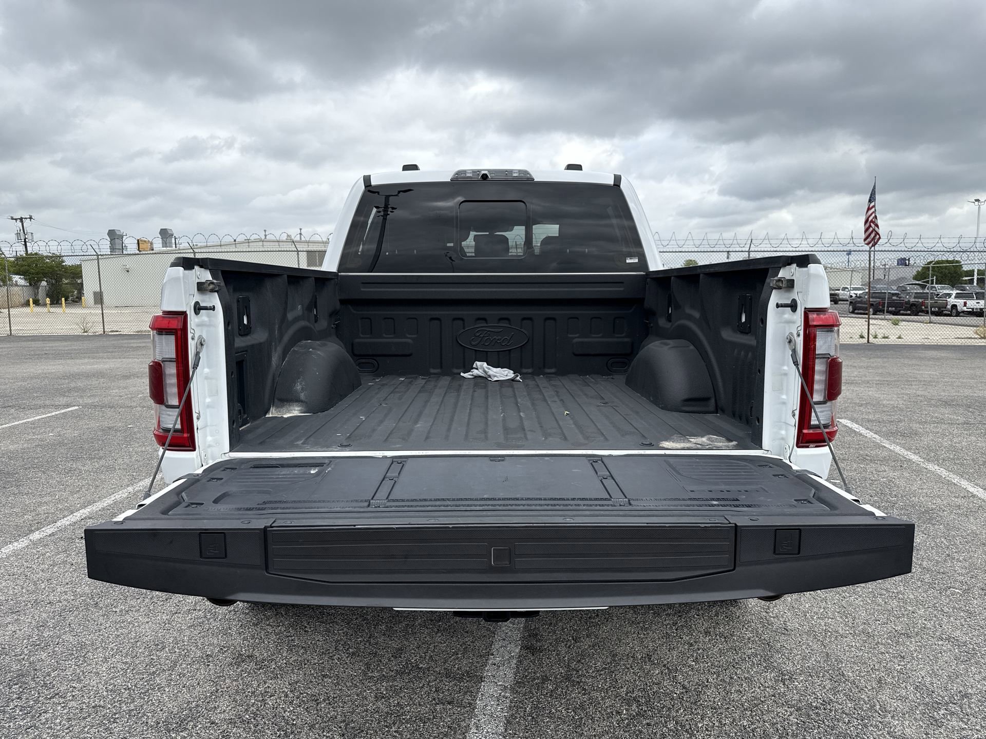 Used 2022 Ford F150 Raptor w/ Equipment Group 801A High AWD/4WD image 21