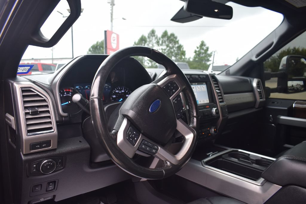 Used 2017 Ford F250 Platinum w/ Platinum Ultimate Package AWD/4WD image 7