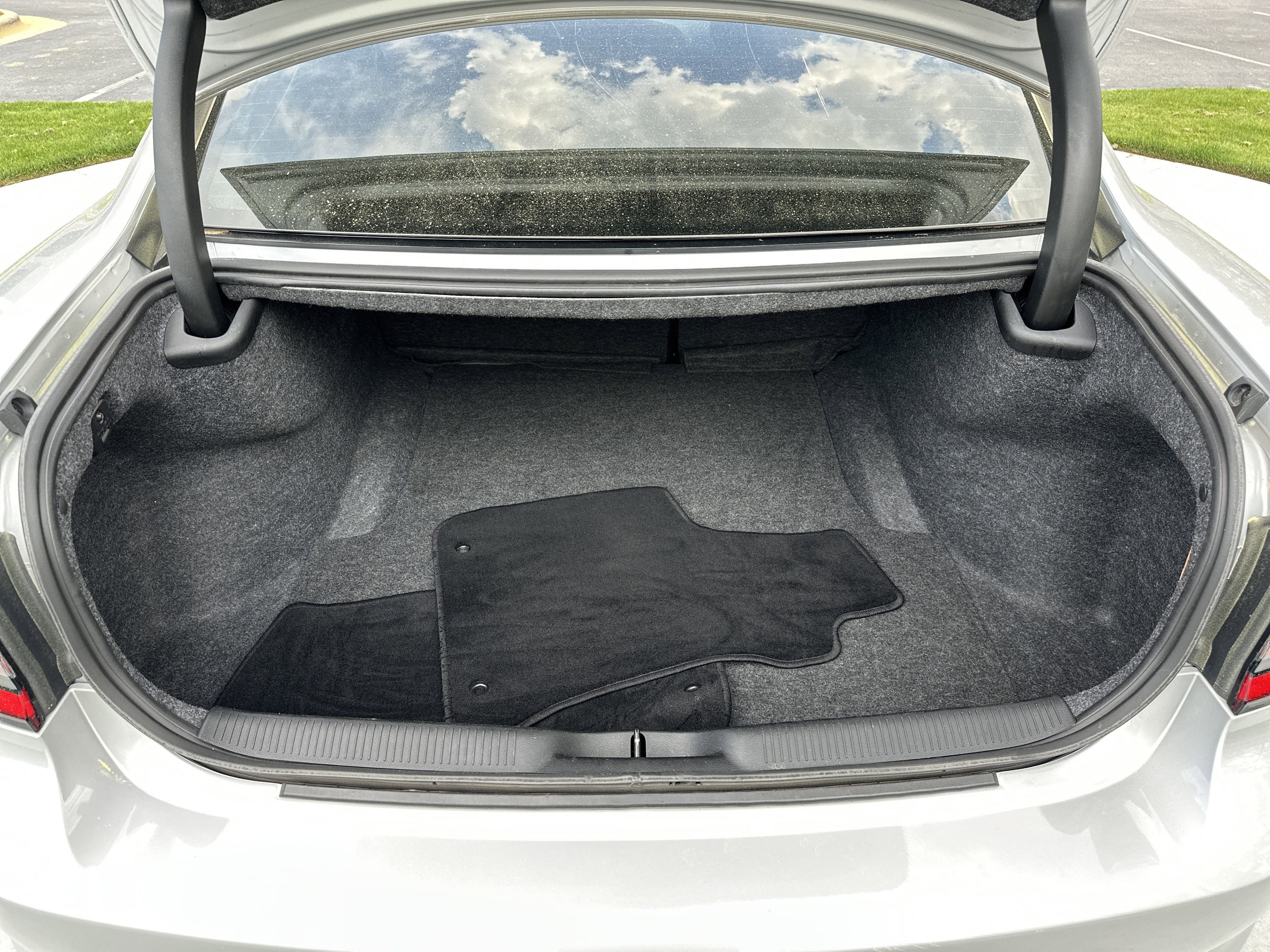 Used 2022 Dodge Charger SXT w/ Blacktop Package image 32