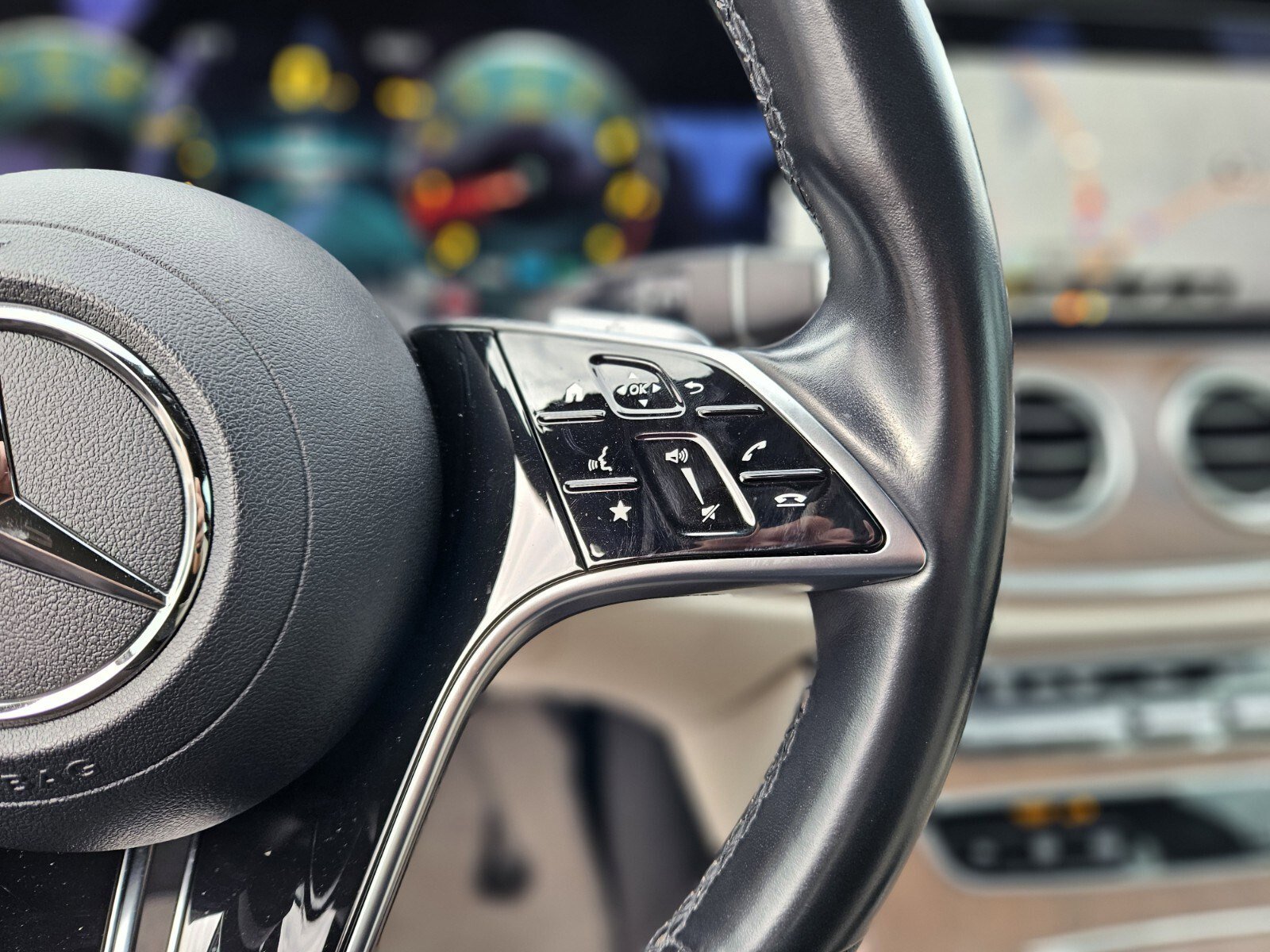 Used 2023 Mercedes-Benz E 450 4MATIC Sedan image 30