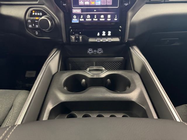 New 2026 RAM 1500 4x4 Crew Cab image 12