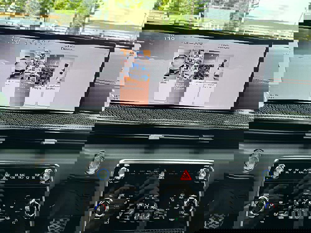 Used 2025 Genesis GV80 3.5T e-SC image 25