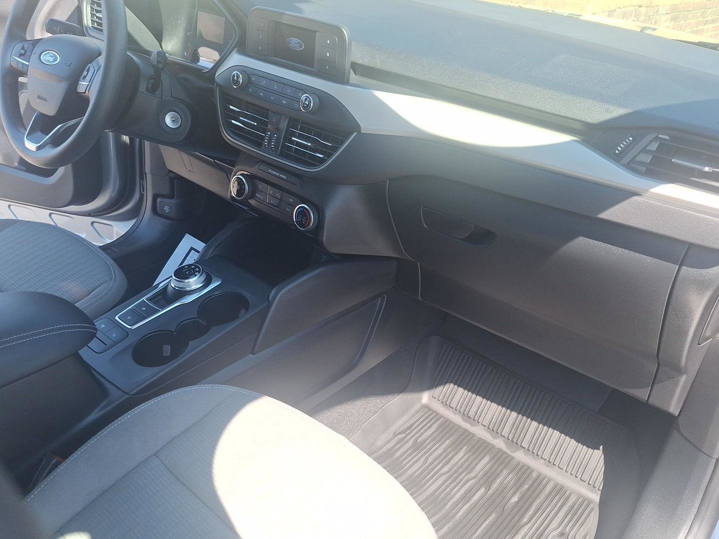 Used 2022 Ford Escape S image 17