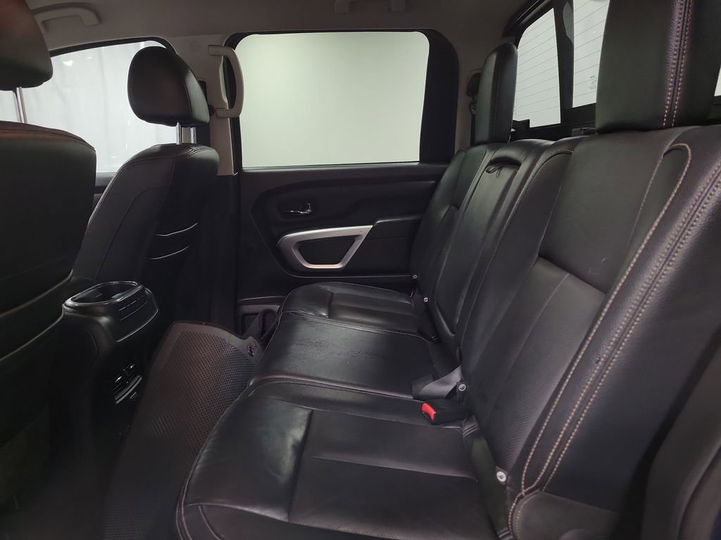 Used 2017 Nissan Titan SL image 24