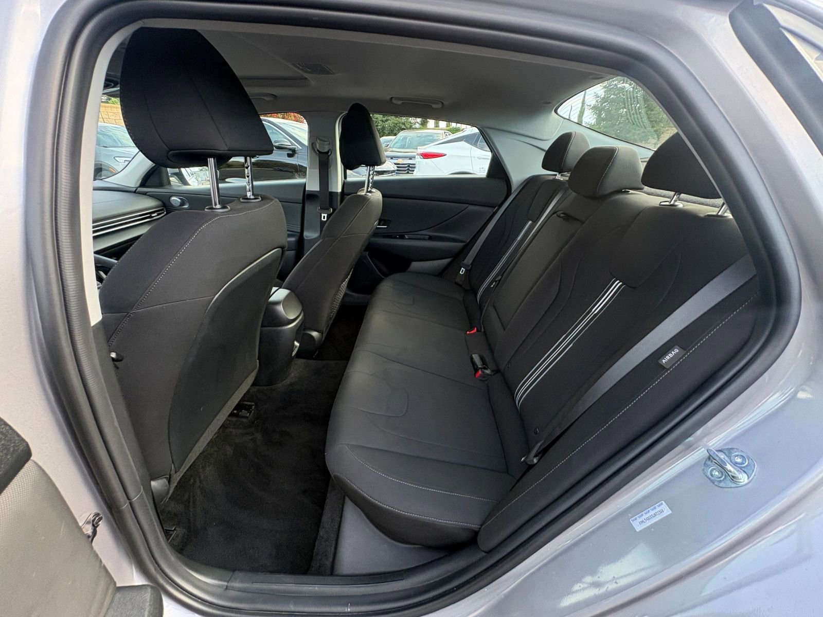 Used 2025 Hyundai Elantra SEL image 27