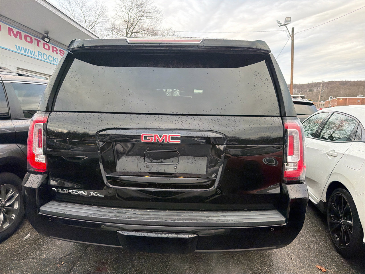 Used 2016 GMC Yukon XL SLT w/ Open Road Package image 8