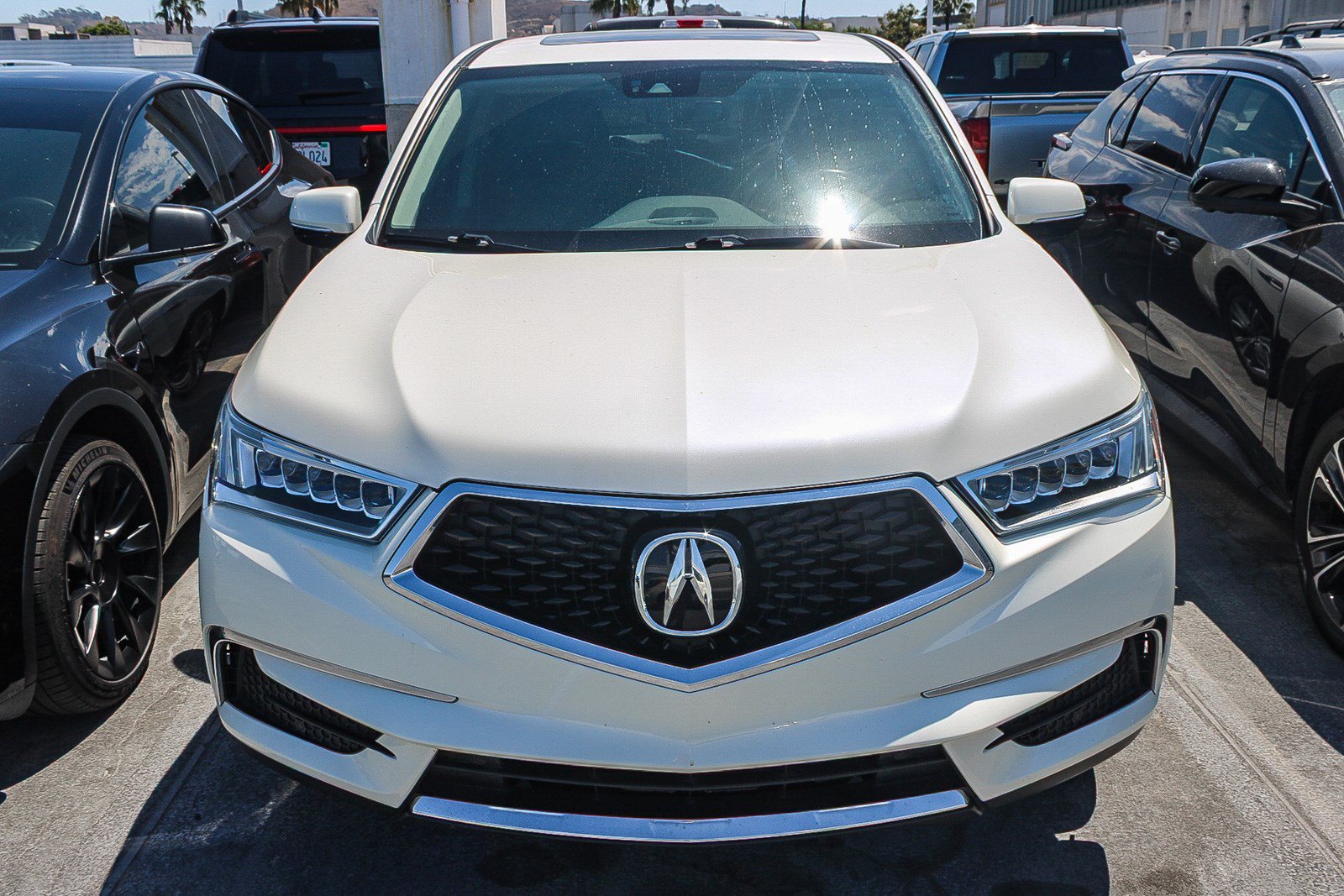 Used 2017 Acura MDX w/ Technology Package AWD/4WD image 3