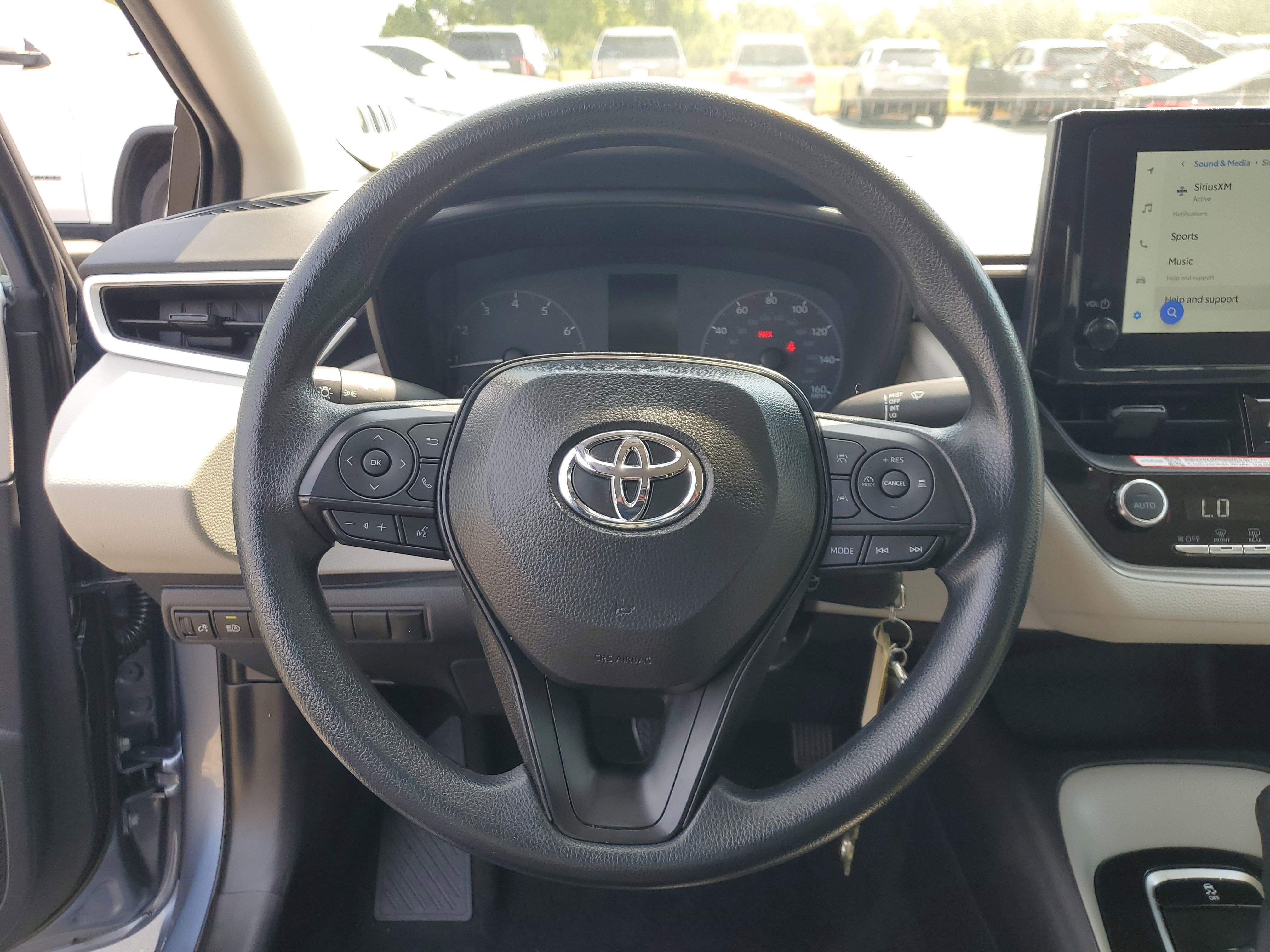 Used 2025 Toyota Corolla LE FWD image 25