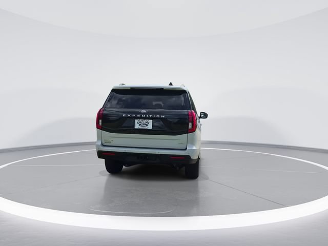 Used 2025 Ford Expedition Max Active RWD image 7