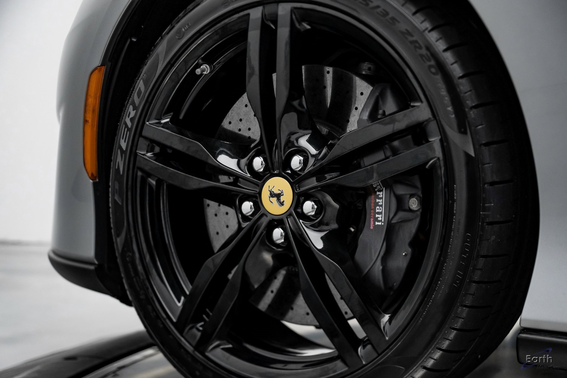 Used 2019 Ferrari Portofino image 91