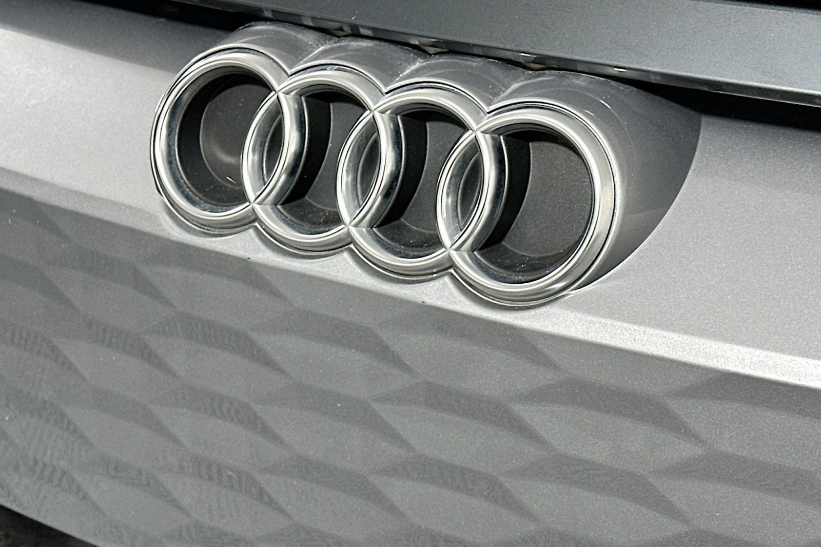 Used 2022 Audi e-tron GT Premium Plus image 15