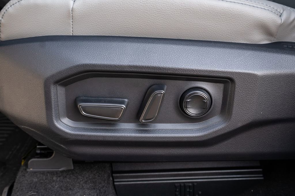 New 2024 Toyota Tundra Limited w/ TRD Off-Road Package image 20