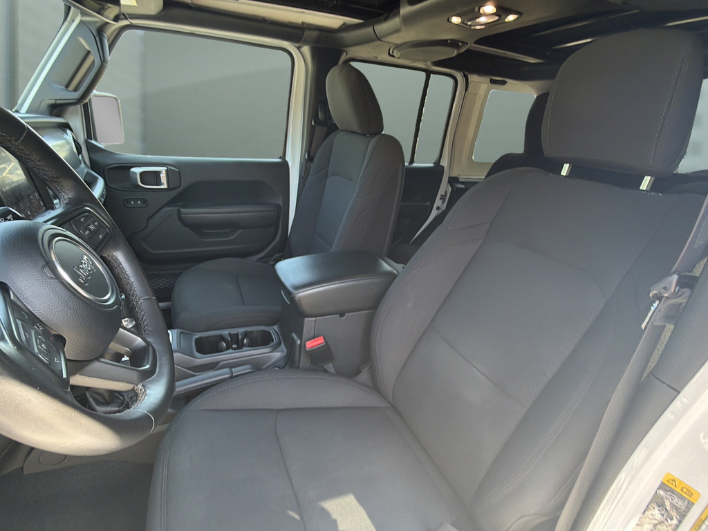 Used 2022 Jeep Wrangler Unlimited Sport w/ Sun And Sound Package AWD/4WD image 10