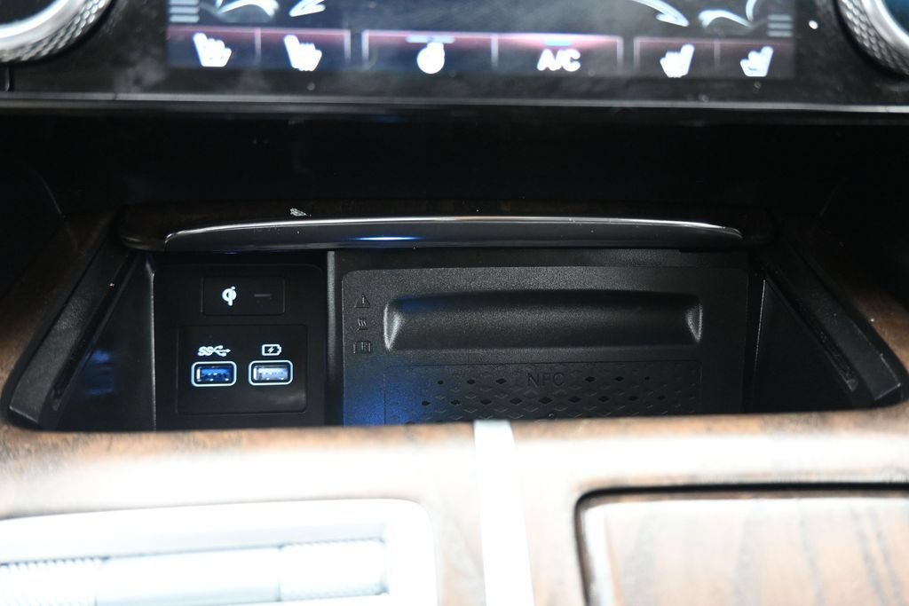 Used 2024 Genesis GV80 3.5T w/ Prestige Package AWD/4WD image 29