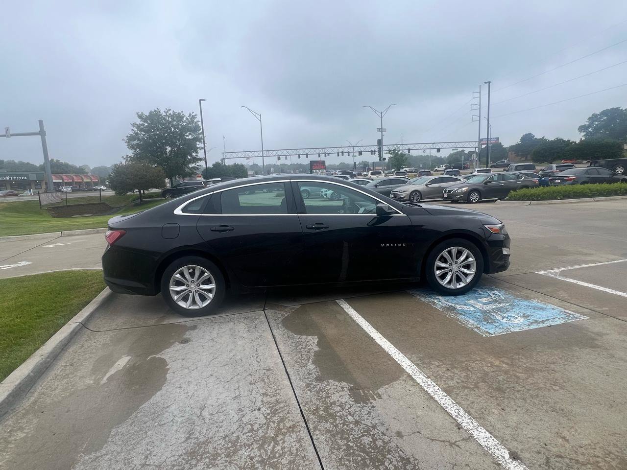 Used 2020 Chevrolet Malibu LT FWD image 5