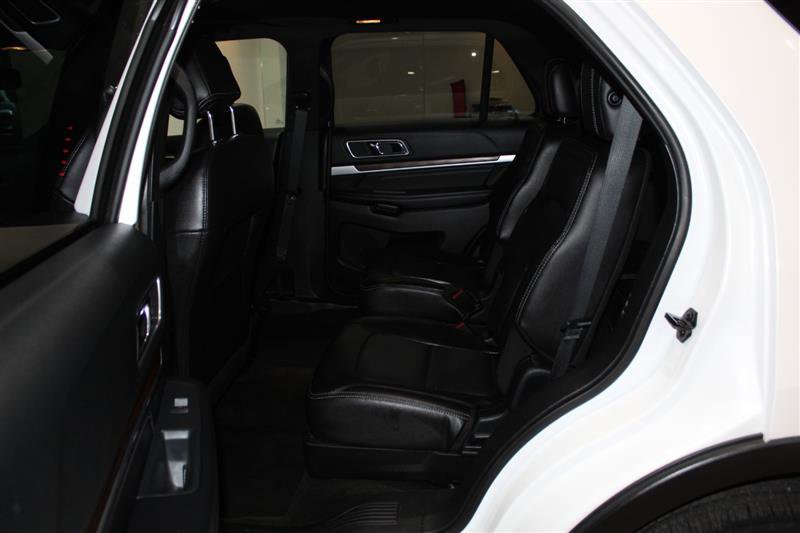 Used 2017 Ford Explorer Limited AWD/4WD image 33