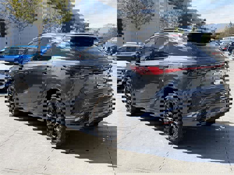Used 2024 Lexus RX 500h F Sport w/ Convenience Package image 4