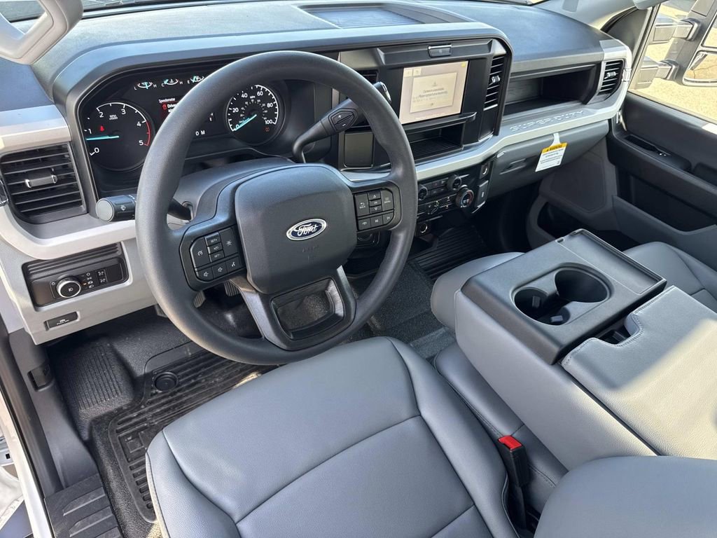 New 2026 Ford F550 2WD SuperCab Super Duty image 7