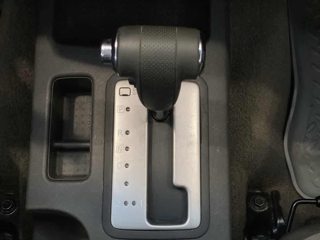 Used 2010 Nissan Xterra S AWD/4WD image 21