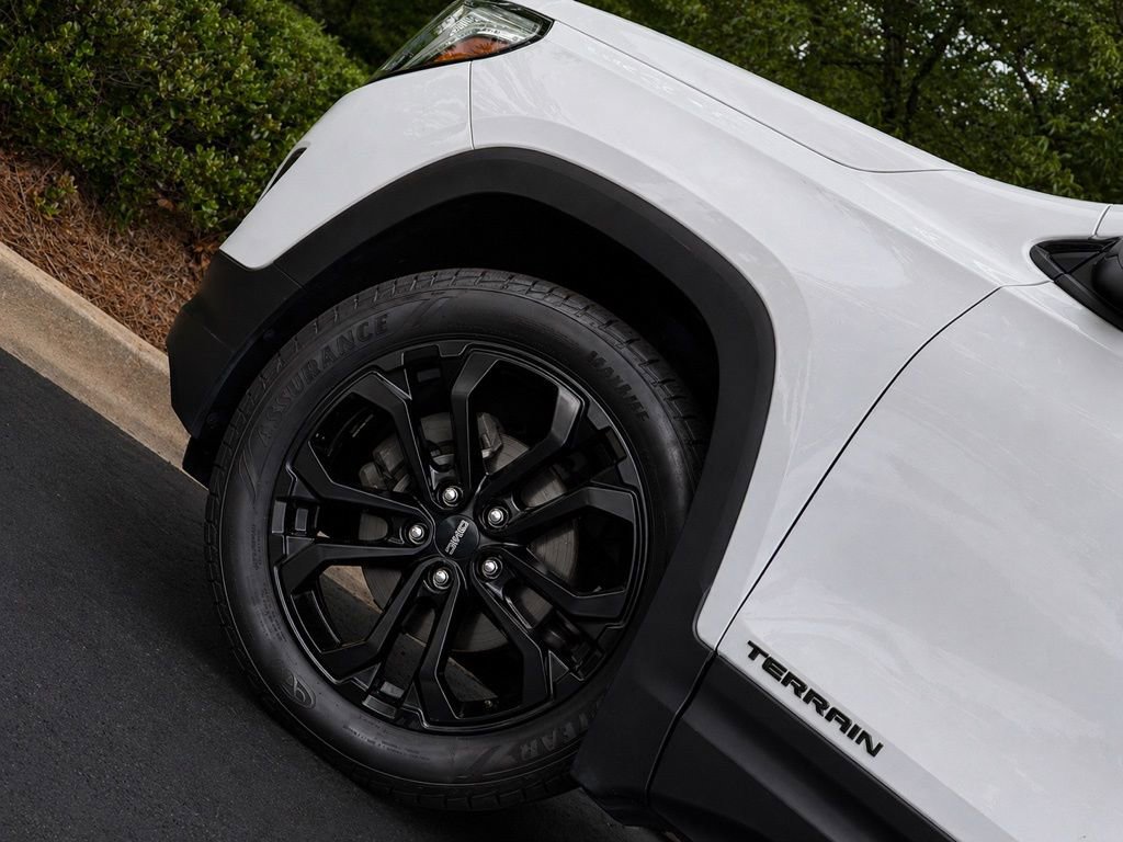 Used 2020 GMC Terrain SLE w/ Driver Convenience Package FWD image 8