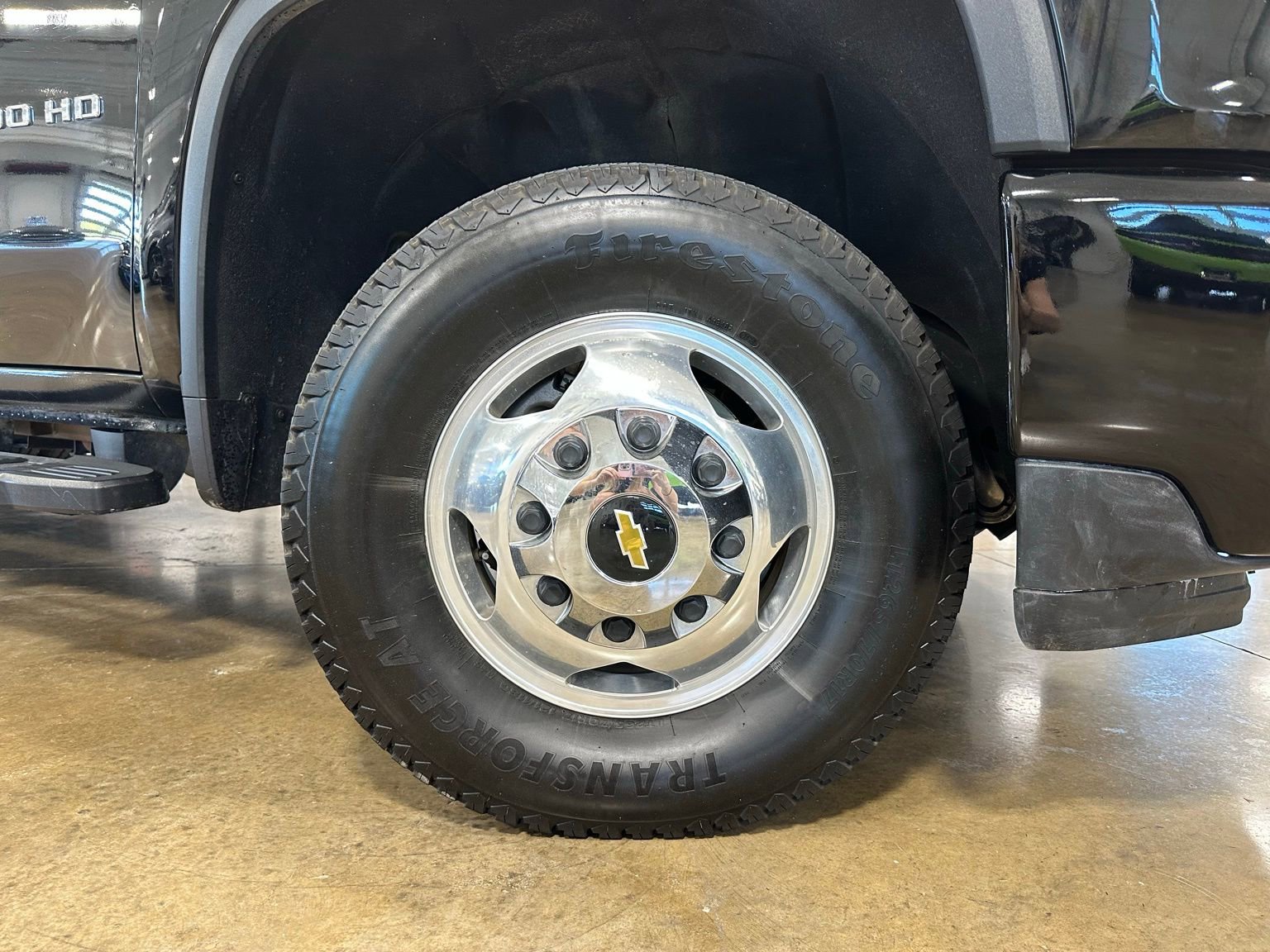 Used 2021 Chevrolet Silverado 3500 High Country image 10