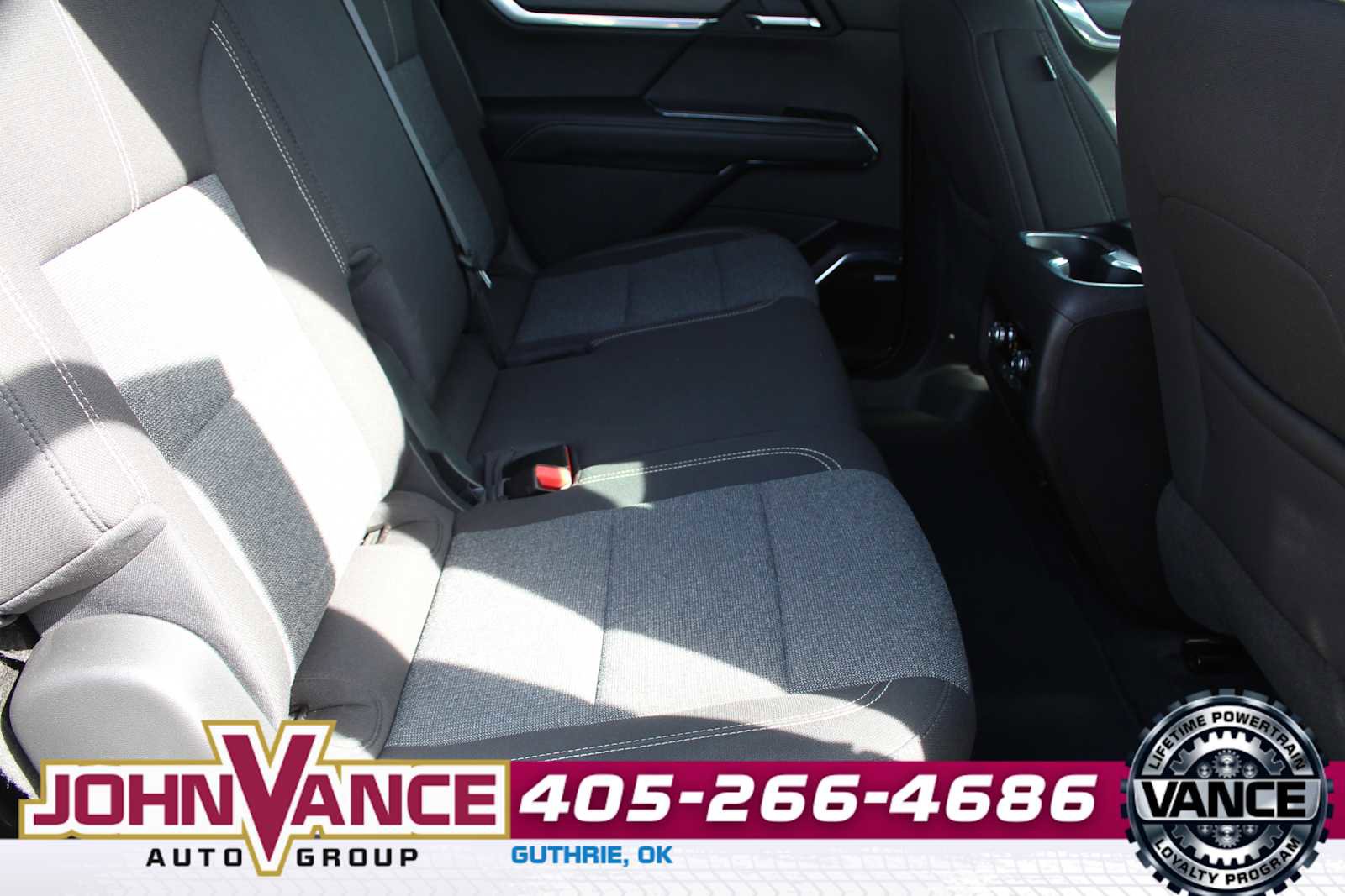 Used 2025 GMC Acadia Elevation image 20