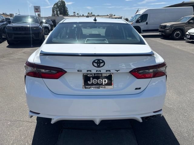 Used 2023 Toyota Camry SE FWD image 4