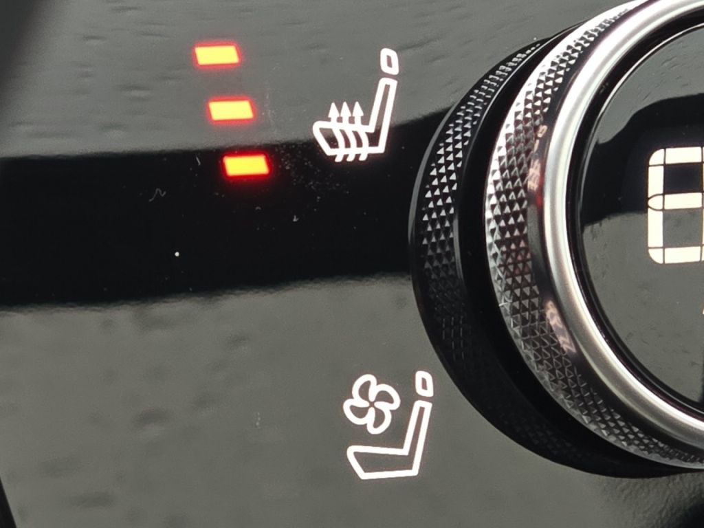 New 2026 INFINITI QX60 Sport w/ Dark Cargo Package image 8