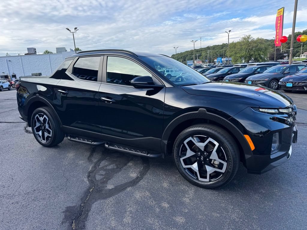 Used 2024 Hyundai Santa Cruz Limited AWD/4WD image 3