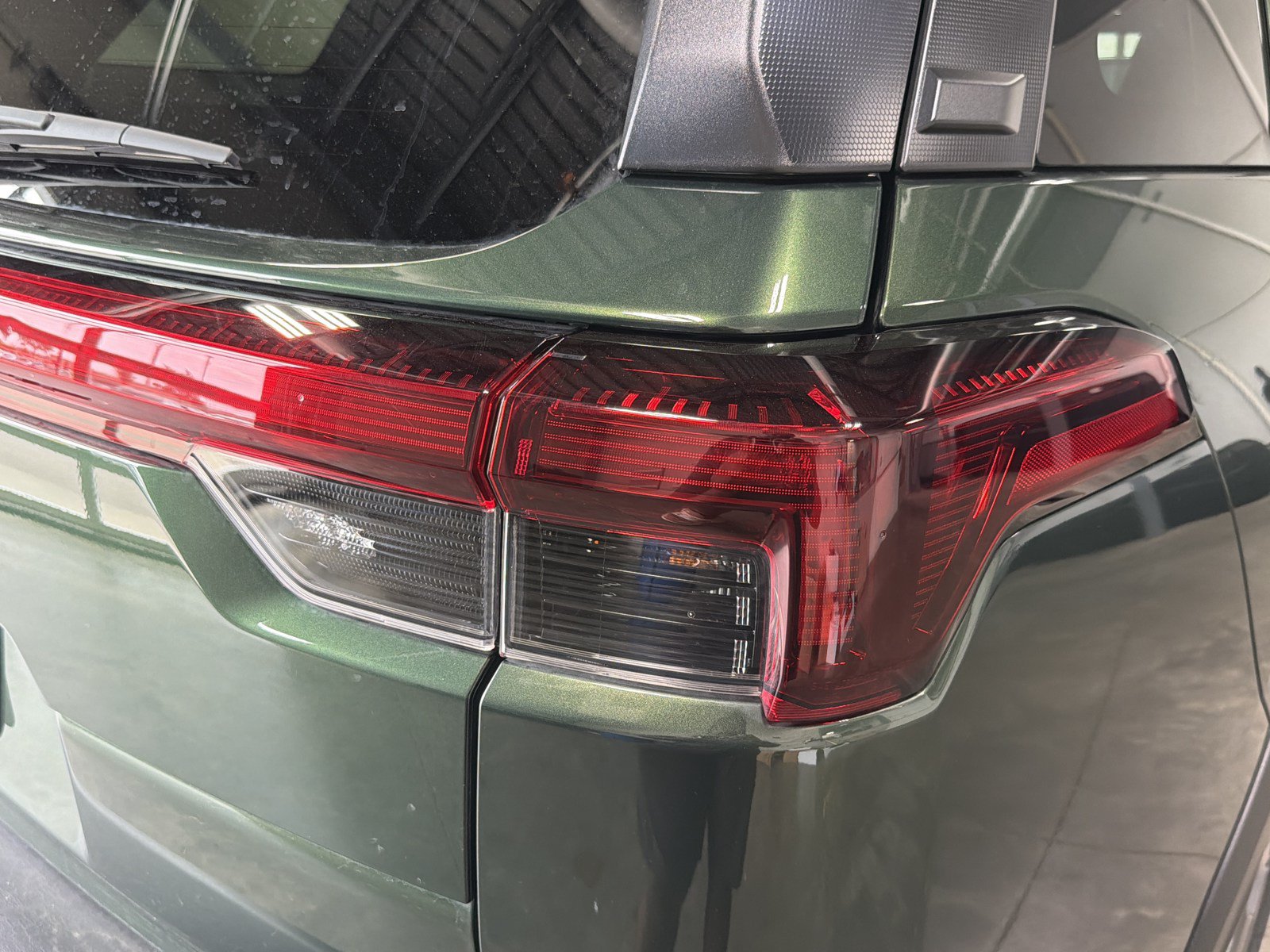 Certified 2026 Subaru Outback Premium AWD/4WD image 17