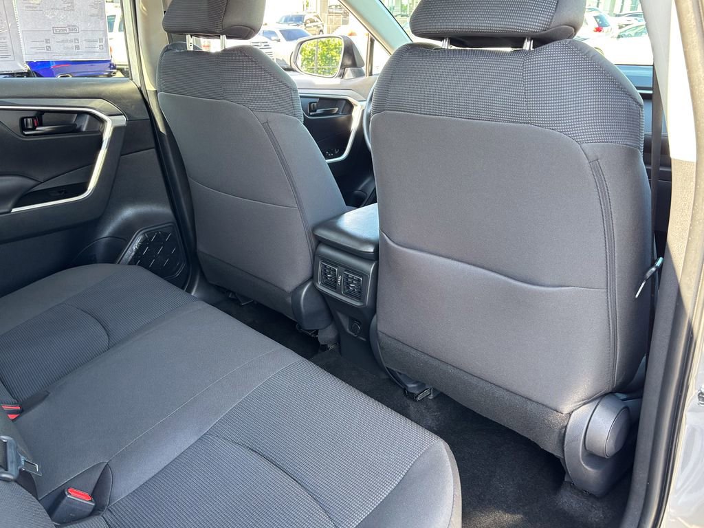 Certified 2025 Toyota RAV4 LE AWD/4WD image 42